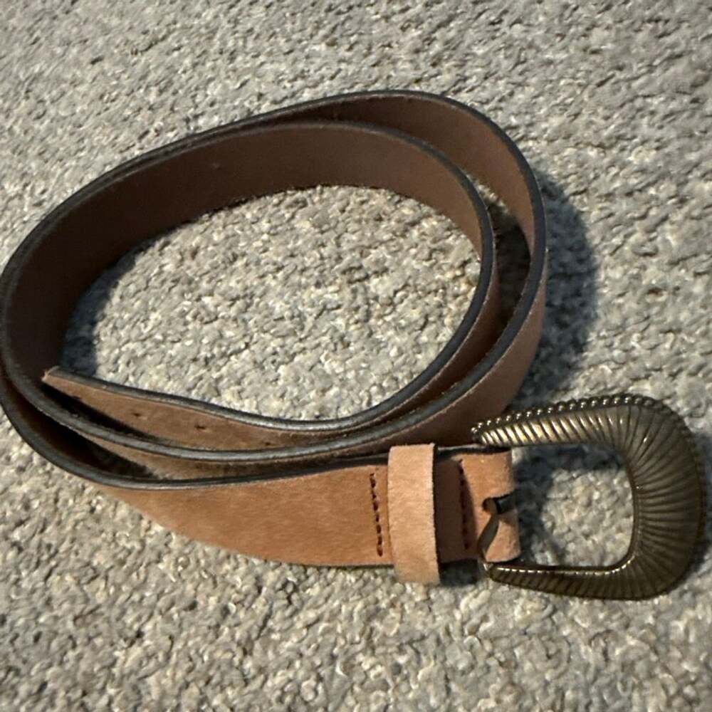Woman's 2XL Leather belt, Cognac color ~ western style buckle NEW 48” in length